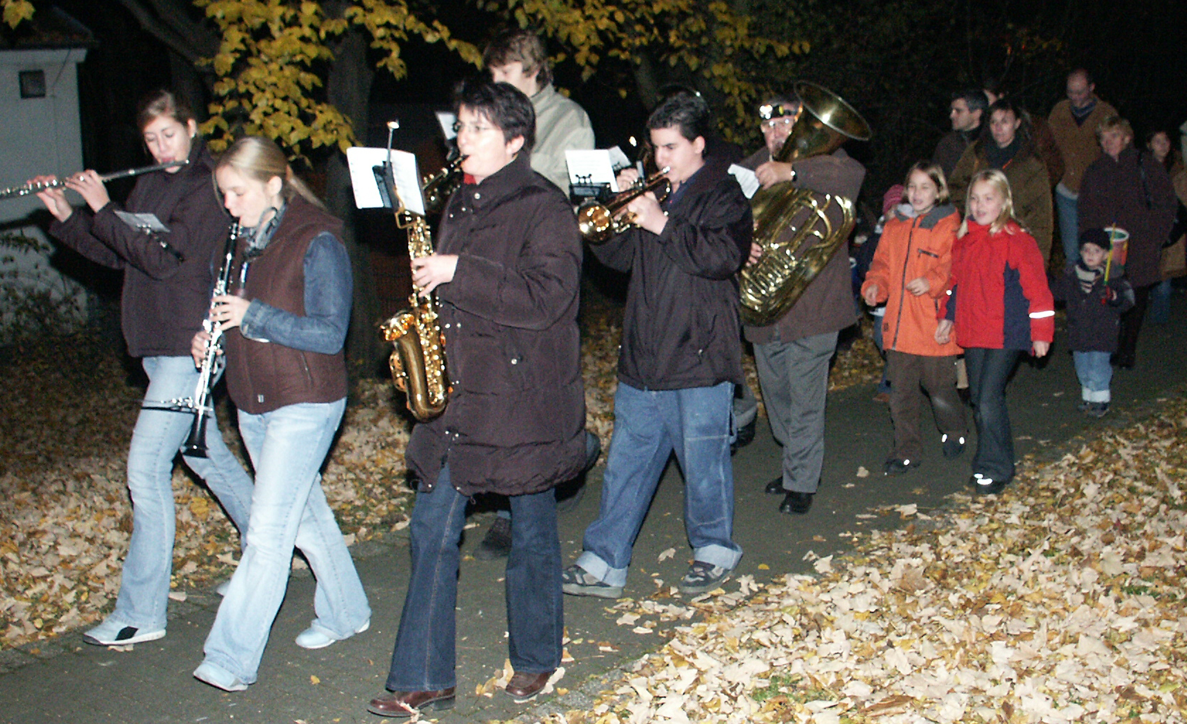 19_orchester_werden_rob_st_martinszug_01.jpg