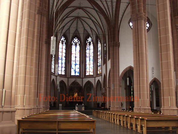 06_Agneskirche_innen_01c.jpg