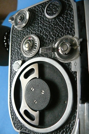 39_bolex_federwerk01.jpg