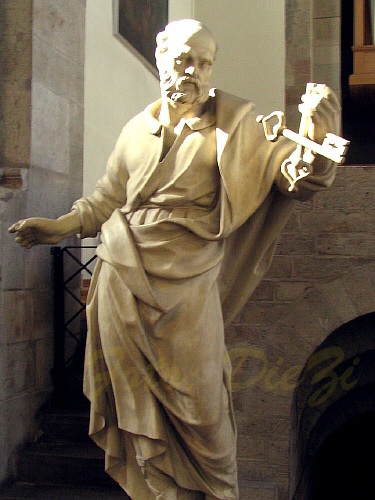 07ApostelKirche_Petrusfigur01.tif